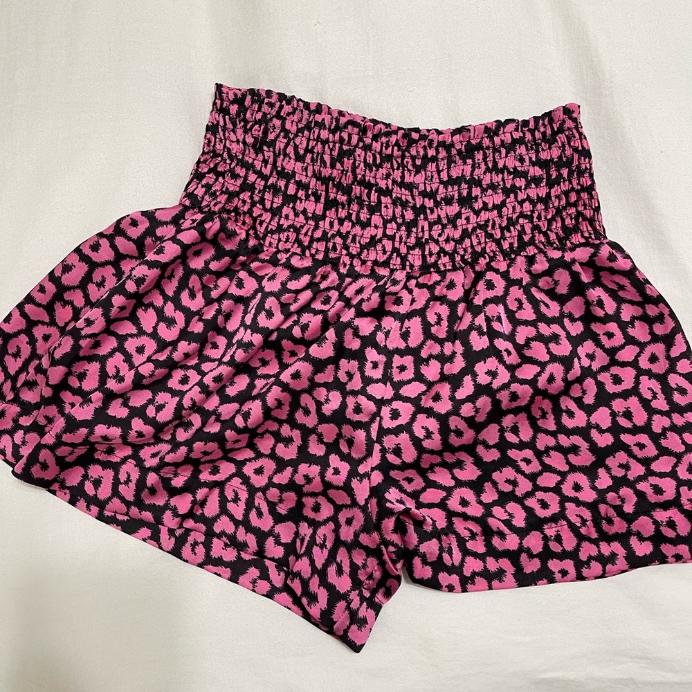 Cheetah print TCEC Pants store shorts